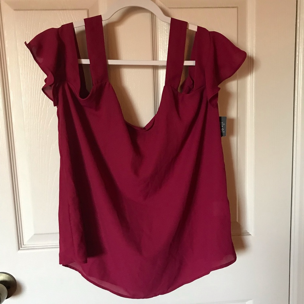 Brand new Cute dressy top